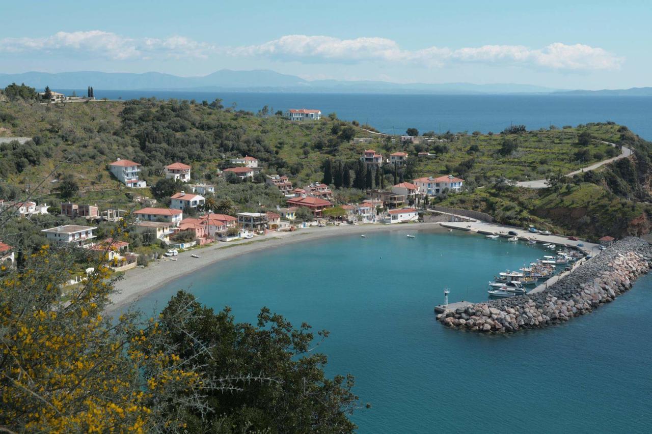 Porto Sabatiki Hotel Sampatiki Exterior foto