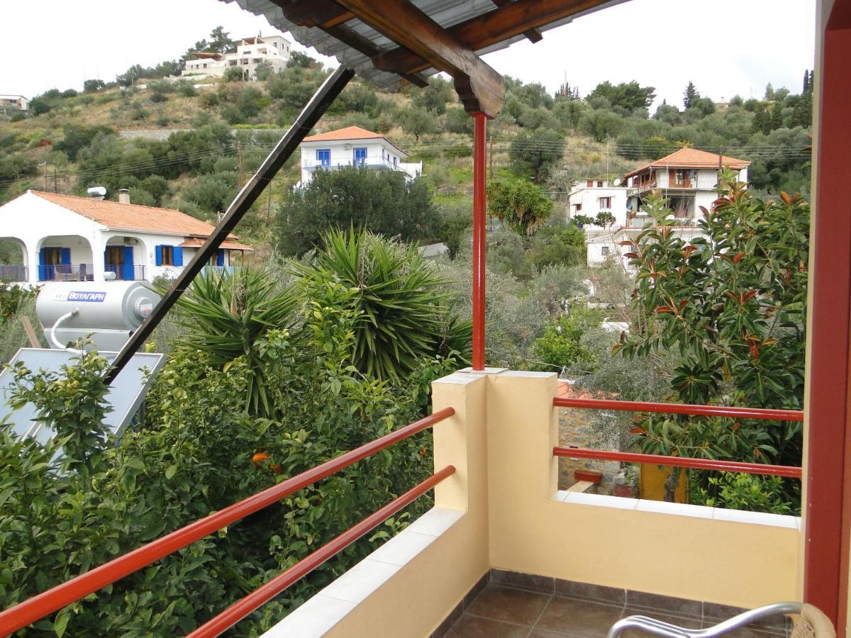Porto Sabatiki Hotel Sampatiki Exterior foto