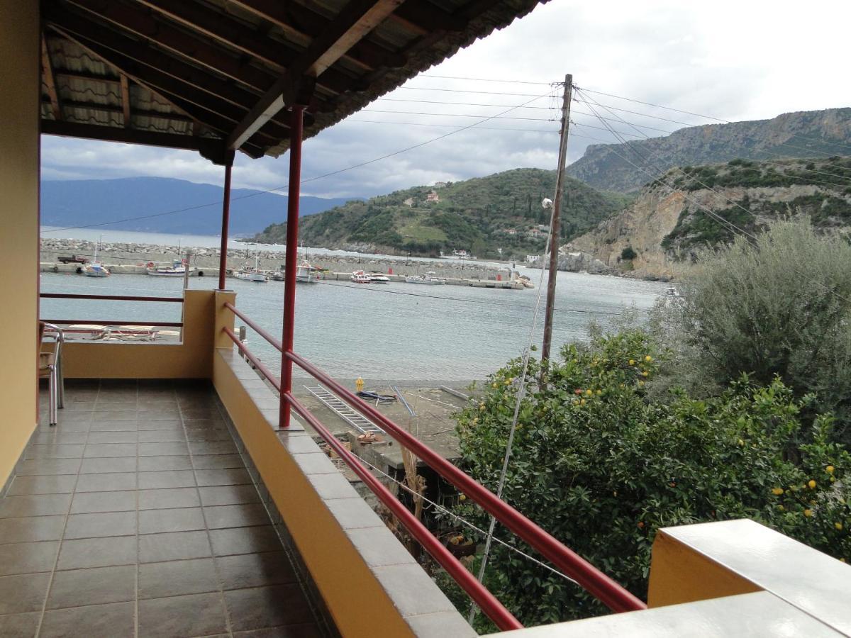 Porto Sabatiki Hotel Sampatiki Exterior foto