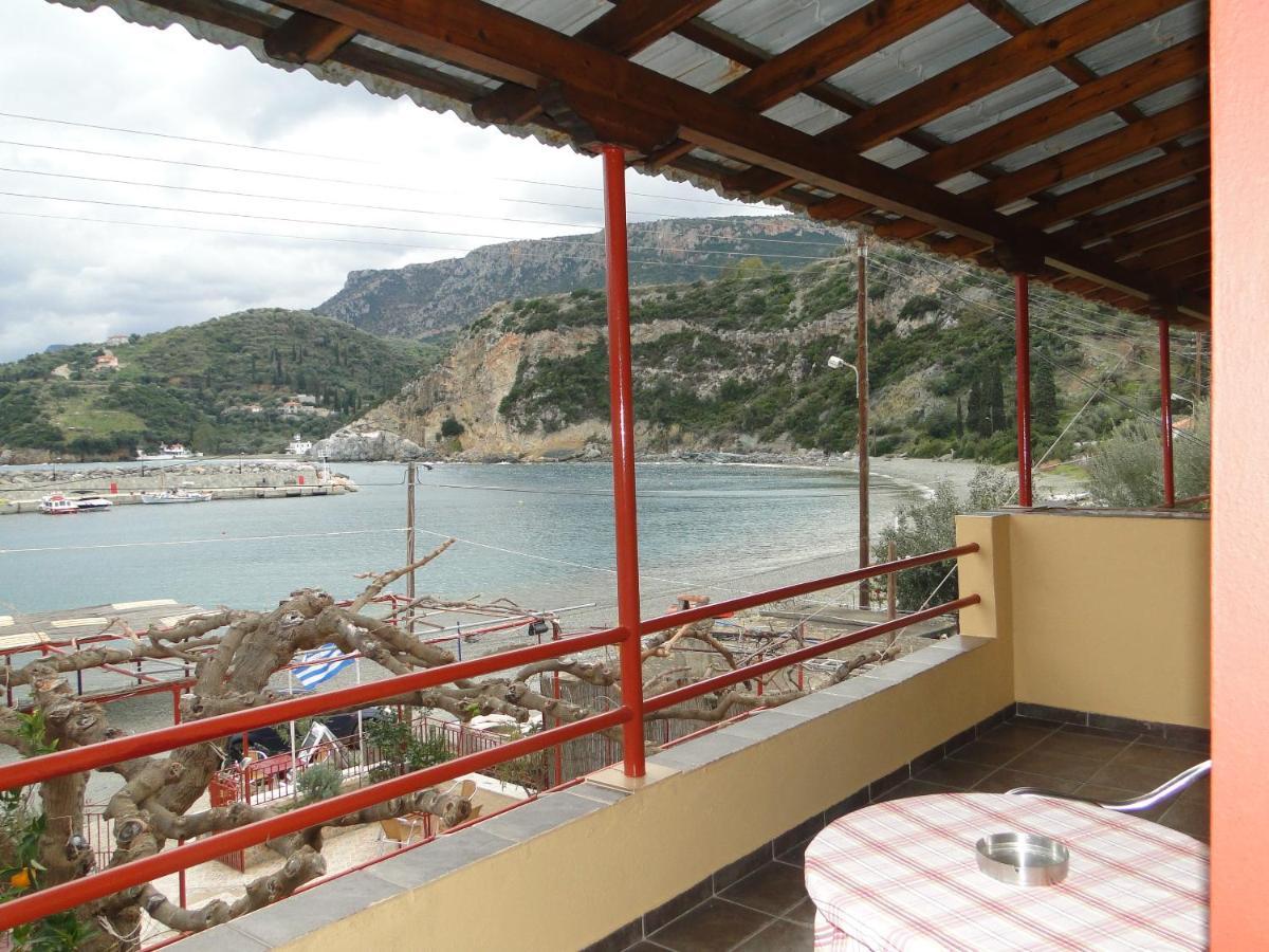 Porto Sabatiki Hotel Sampatiki Exterior foto